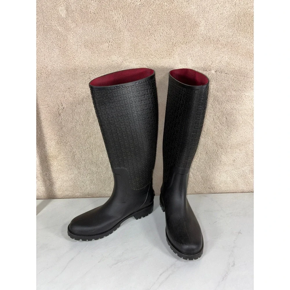 Tommy Hilfiger Black Rain Boots - 10 - Monogram Logo Lug Sole #Preppy #RainyDay